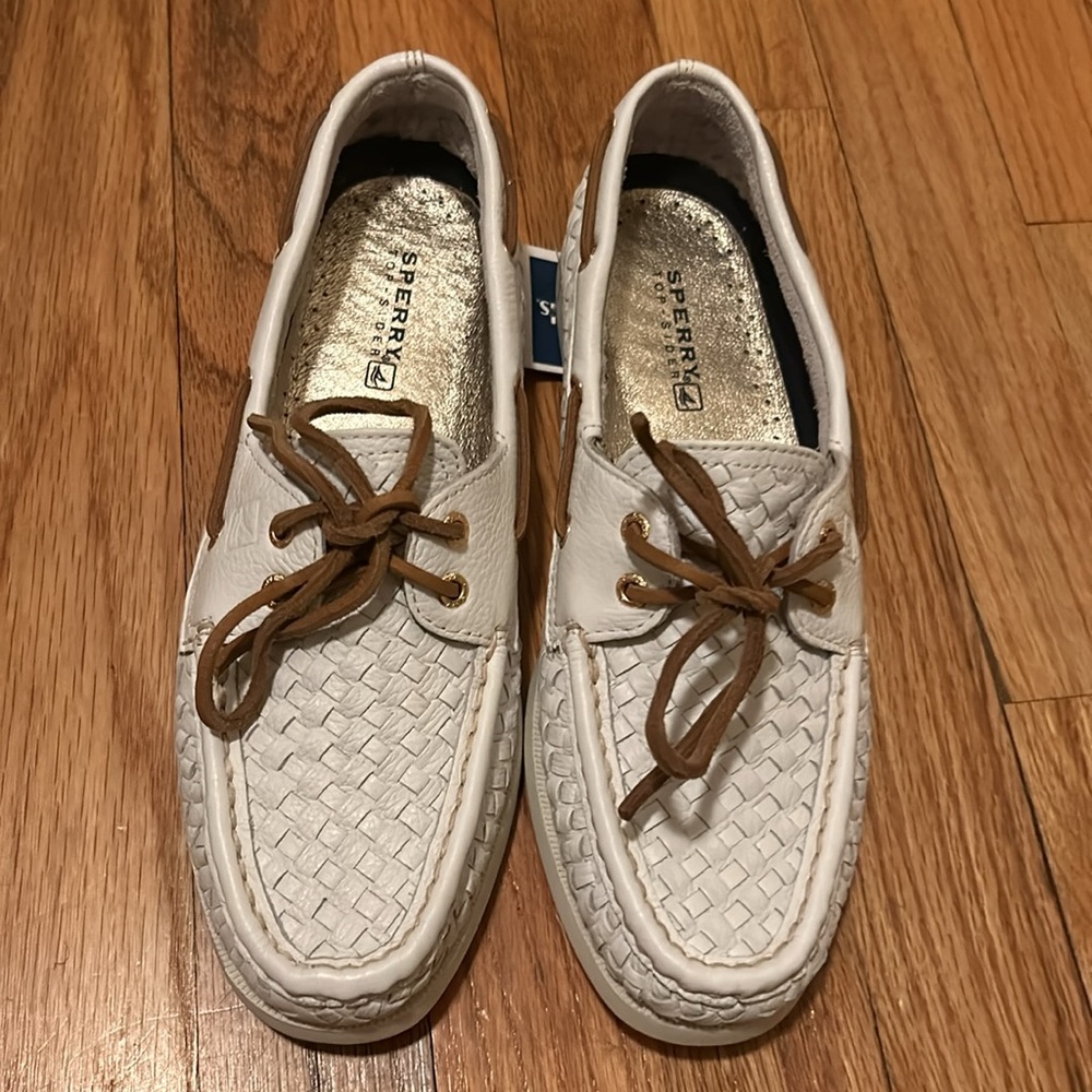 NWT Sperry A/O white woven boat shoes